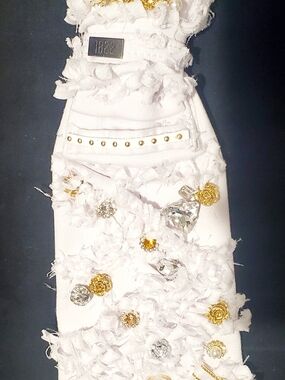 Embellished White Denim Bottle Holder with 1822 Plaque